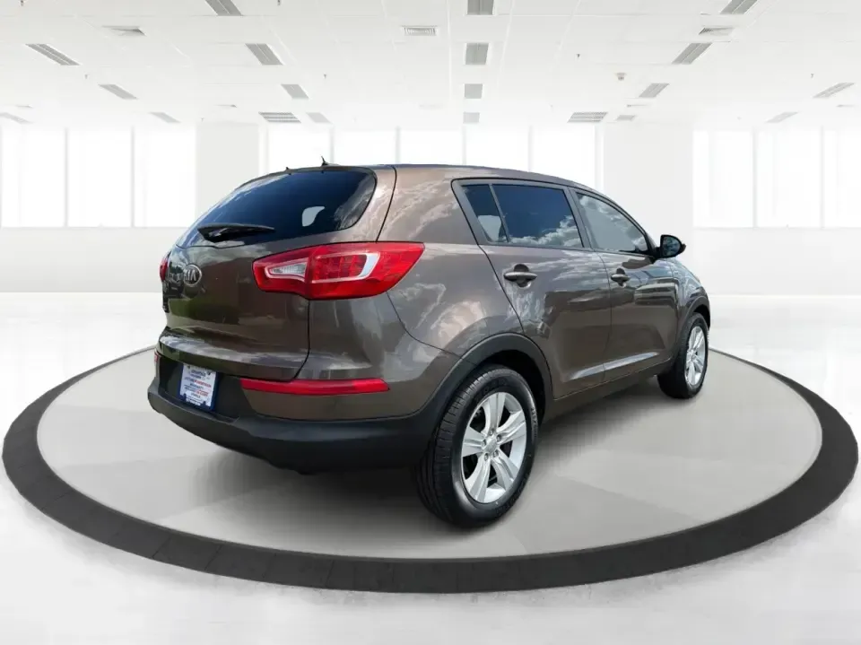 2013 Kia Sportage LX (KNDPBCA27D7) with an 2.4L I-4 DOHC engine, 6-Speed Automatic transmission, located at 1099 N County Rd 25A , Troy, OH, 45373, (937) 908-9800, 40.057079, -84.212883 - Pack up for a weekend at Troy Community Park, tackle a snowy school run, or cruise I75 for your daily commute-this 2013 Kia Sportage LX is the kind of compact SUV that fits real life in West Central Ohio. With its versatile crossover size, confident AWD capability, and practical cargo space, it's a - Photo#2