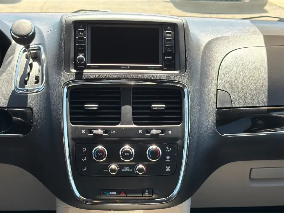 2019 Dodge Grand Caravan SXT (2C4RDGCG7KR) with an Pentastar 3.6L V-6 DOHC engine, 6A transmission, located at 401 Woodman Dr, Riverside, OH, 45431, (937) 908-9800, 39.760899, -84.123421 - Road trips to Hocking Hills, the daily school drop-off line, weekend soccer tournaments, or a long commute down I675-when life is busy, you need a van that keeps up without feeling like a compromise. This 2019 Dodge Grand Caravan SXT in White Knuckle Clearcoat is built for real-world family schedule - Photo#13