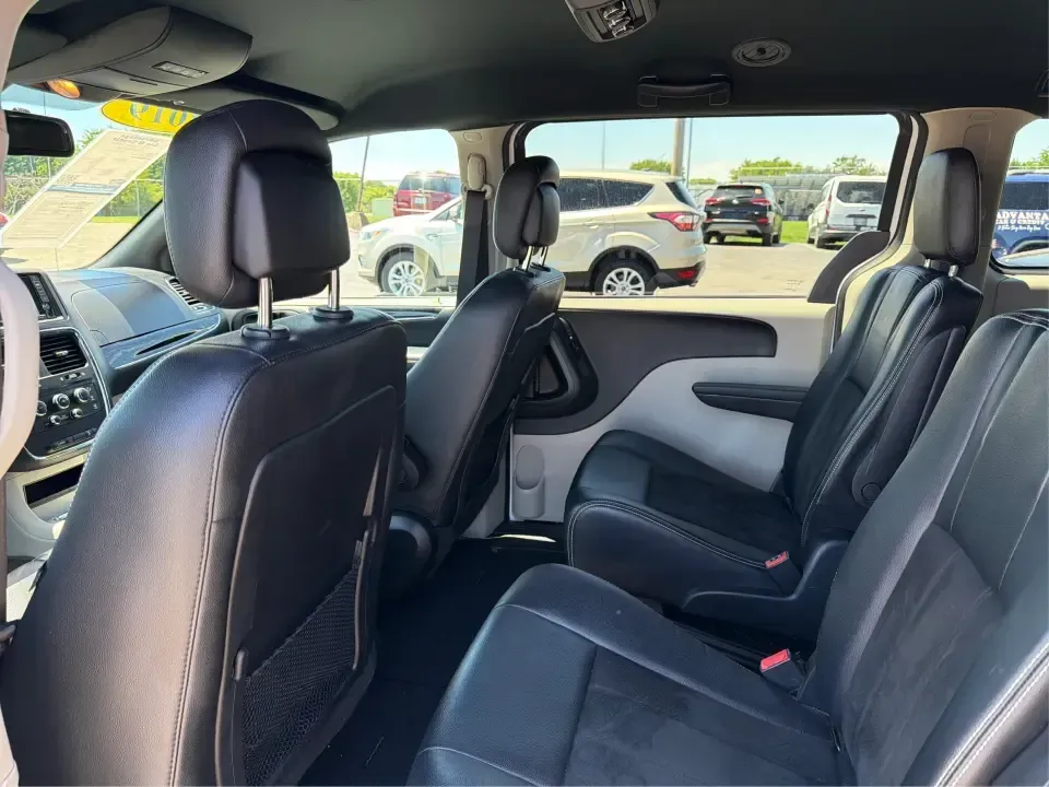 2019 Dodge Grand Caravan SXT (2C4RDGCG7KR) with an 3.6L V6 DOHC 24V engine, 6A transmission, located at 880 E. National Road, Vandalia, OH, 45377, (937) 908-9800, 39.891918, -84.183594 - Need a family-friendly ride that can handle school drop-offs, long commutes on I75, and weekend runs to the National Museum of the U.S. Air Force without feeling cramped? This 2019 Dodge Grand Caravan SXT is built for real life in Vandalia, Ohio-offering 3-row seating for 7, flexible cargo space, an- Photo#10