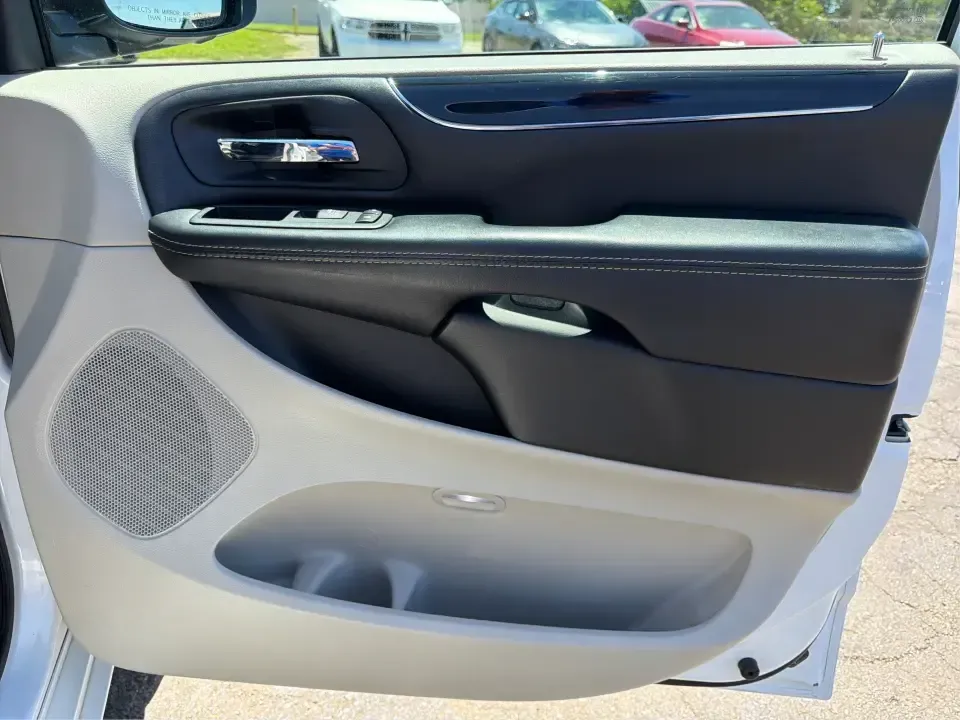 2019 Dodge Grand Caravan SXT (2C4RDGCG7KR) with an 3.6L V6 DOHC 24V engine, 6A transmission, located at 880 E. National Road, Vandalia, OH, 45377, (937) 908-9800, 39.891918, -84.183594 - Need a family-friendly ride that can handle school drop-offs, long commutes on I75, and weekend runs to the National Museum of the U.S. Air Force without feeling cramped? This 2019 Dodge Grand Caravan SXT is built for real life in Vandalia, Ohio-offering 3-row seating for 7, flexible cargo space, an- Photo#20