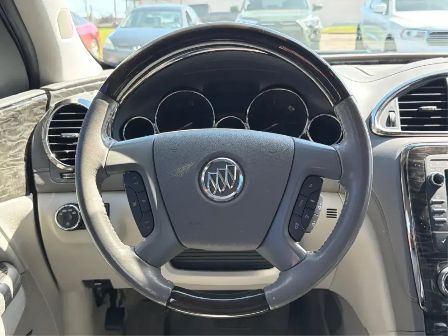 2013 Buick Enclave Leather (5GAKRCKD0DJ) with an 3.6L V-6 gasoline direct injection engine, 6-Speed Automatic Overdrive transmission, located at 1099 N County Rd 25A , Troy, OH, 45373, (937) 908-9800, 40.057079, -84.212883 - Pack the kids for school drop-offs in the morning, load up for a weekend at the National Museum of the U.S. Air Force, or cruise I75 with friends headed toward downtown Dayton-this 2013 Buick Enclave Leather is built for real-life comfort with a premium feel. Finished in Atlantis Blue Metallic and d - Photo#16