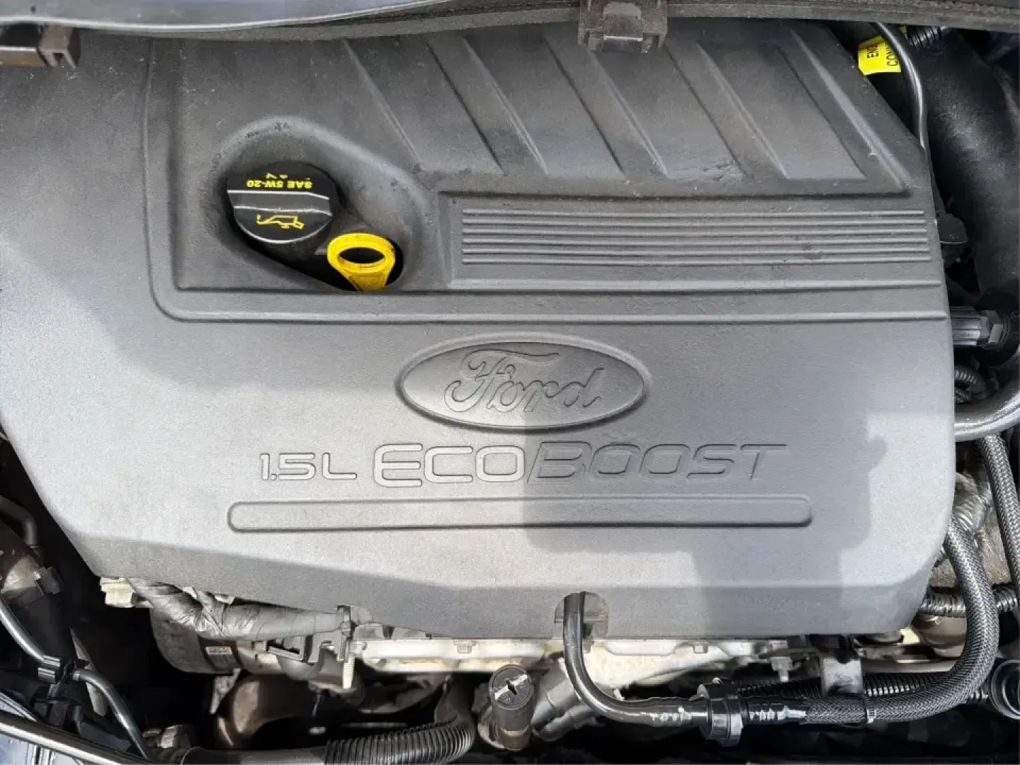 2017 Ford Escape SE FWD (1FMCU0GD1HU) with an 1.5L L4 DOHC 16V engine, 6A transmission, located at 880 E. National Road, Vandalia, OH, 45377, (937) 908-9800, 39.891918, -84.183594 - Picture your next week: a smooth commute down I75, a quick run to the Dayton Mall, and a weekend getaway with room for groceries, gear, and friends-all in one easy-to-drive SUV. This 2017 Ford Escape SE in Shadow Black is a smart fit for busy families, first-time buyers, and anyone who wants a pract - Photo#11