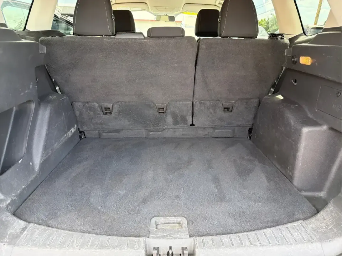 2017 Ford Escape SE FWD (1FMCU0GD1HU) with an 1.5L L4 DOHC 16V engine, 6A transmission, located at 880 E. National Road, Vandalia, OH, 45377, (937) 908-9800, 39.891918, -84.183594 - Picture your next week: a smooth commute down I75, a quick run to the Dayton Mall, and a weekend getaway with room for groceries, gear, and friends-all in one easy-to-drive SUV. This 2017 Ford Escape SE in Shadow Black is a smart fit for busy families, first-time buyers, and anyone who wants a pract - Photo#12