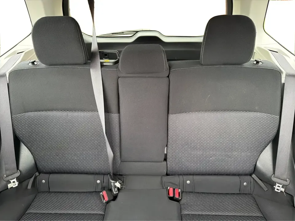 2015 Subaru Forester 2.5i Premium (JF2SJADC5FH) with an 2.5L H4 SOHC 16V engine, 6-Speed Automatic transmission, located at 1230 East Main St, Xenia, OH, 45385, (937) 908-9800, 39.688026, -83.910172 - Pack up the camping gear, load the groceries, or tackle a snowy morning commute-this 2015 Subaru Forester 2.5i Premium is the kind of SUV that fits real life in Xenia. With Subaru practicality, a versatile hatchback-style cargo area, and confidence-inspiring AWD capability, it's a smart match for dr - Photo#14