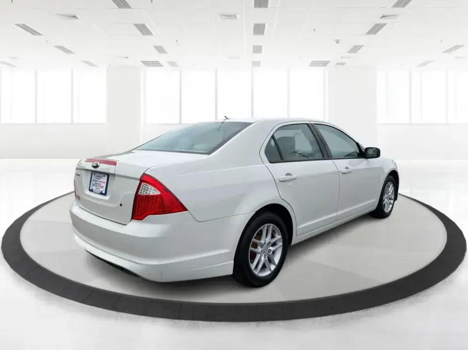 2012 Ford Fusion S (3FAHP0GA0CR) with an 2.5L I-4 DOHC engine, located at 1099 N County Rd 25A , Troy, OH, 45373, (937) 908-9800, 40.057079, -84.212883 - Need a reliable commuter that still feels comfortable for weekend errands, school drop-offs, and those quick road trips up I75? This 2012 Ford Fusion S is a smart, budget-friendly sedan for life in and around Troy-easy to park downtown, smooth on longer drives toward Dayton, and practical for everyd - Photo#2