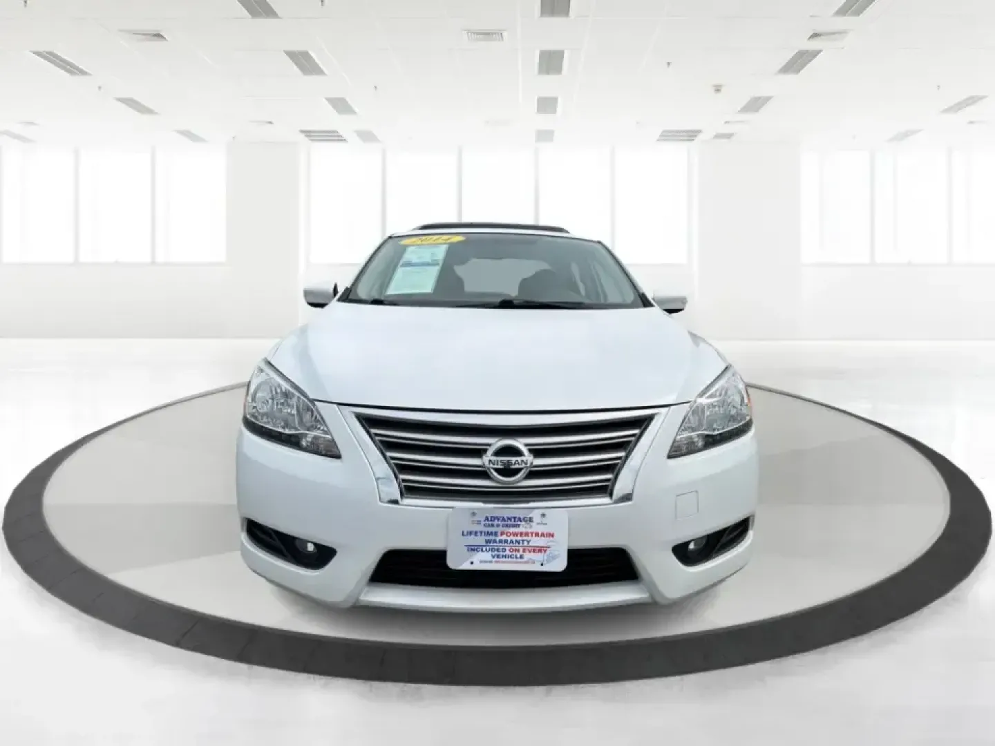 2014 Nissan Sentra SL (3N1AB7AP6EY) with an 1.8L I-4 DOHC engine, 6-Speed Manual transmission, located at 1099 N County Rd 25A , Troy, OH, 45373, (937) 908-9800, 40.057079, -84.212883 - Need a dependable commuter that's easy to park downtown, sips regular unleaded, and still feels comfortable for weekend getaways? This 2014 Nissan Sentra SL in Aspen White is a smart pick for Troy-area drivers who want a practical sedan with upscale touches and a driver-engaged feel thanks to its 6- - Photo#7