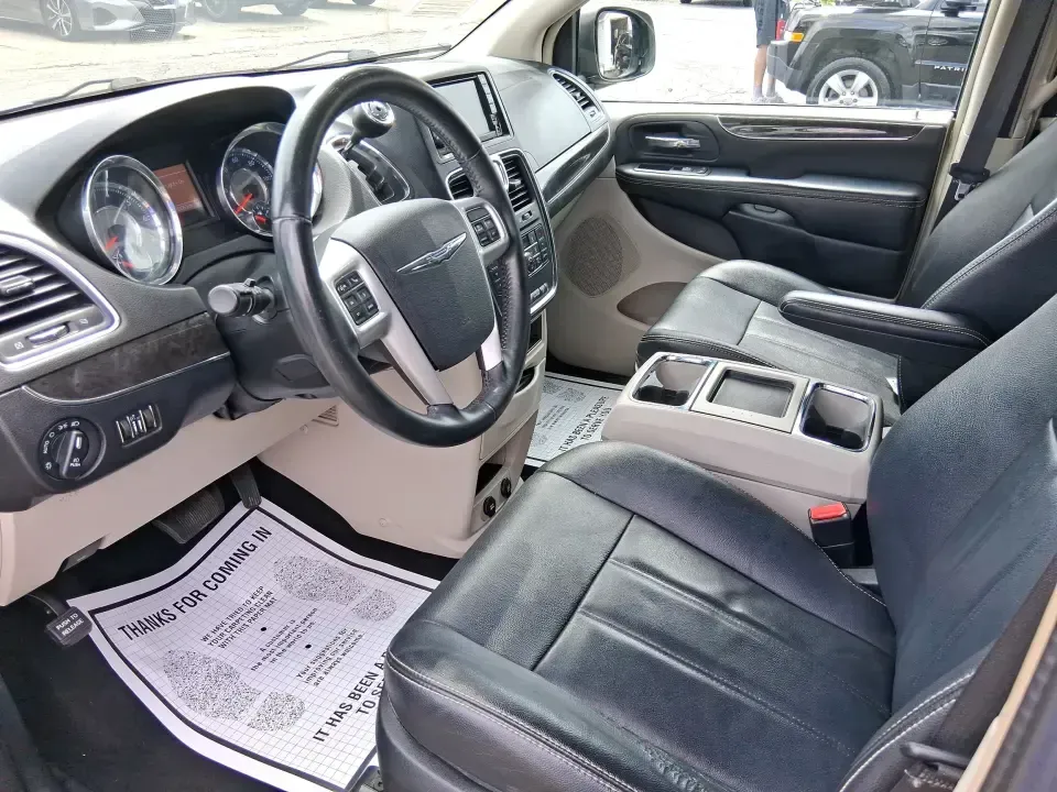 2016 Chrysler Town and Country Touring (2C4RC1BG4GR) with an Pentastar 3.6L V-6 DOHC engine, 6A transmission, located at 1184 Kauffman Ave, Fairborn, OH, 45324, (937) 908-9800, 39.807072, -84.030914 - Load up the kids, the cooler, and the playlist-this 2016 Chrysler Town and Country Touring is built for real life in Fairborn, from school drop-offs and Wright-Patterson AFB commutes to weekend trips up I-675 and family days at Wright State University events. With its comfortable cabin, flexible s - Photo#9