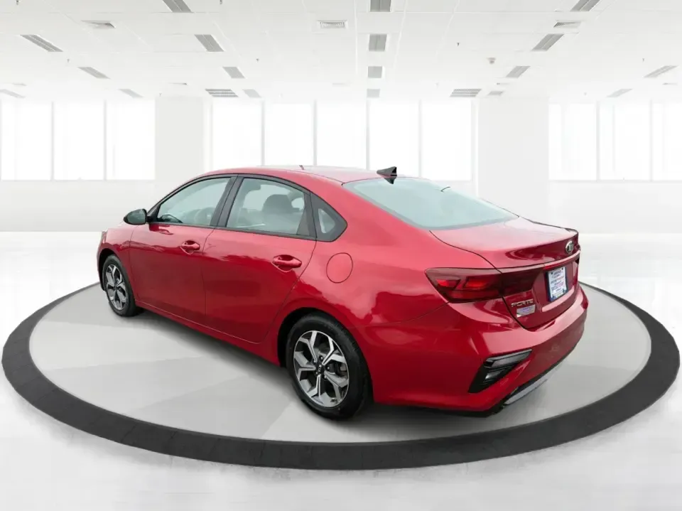 2019 Kia Forte LX 6A (3KPF24AD0KE) with an 2.0L L4 DOHC 16V engine, 6A transmission, located at 1099 N County Rd 25A , Troy, OH, 45373, (937) 908-9800, 40.057079, -84.212883 - Need a dependable commuter that still feels sharp for date nights in downtown Troy or quick weekend getaways out toward Miami County backroads? This **2019 Kia Forte LXS** in eye-catching **Currant Red** is a smart, budget-friendly sedan built for daily life-easy to park, comfortable for longer driv - Photo#4