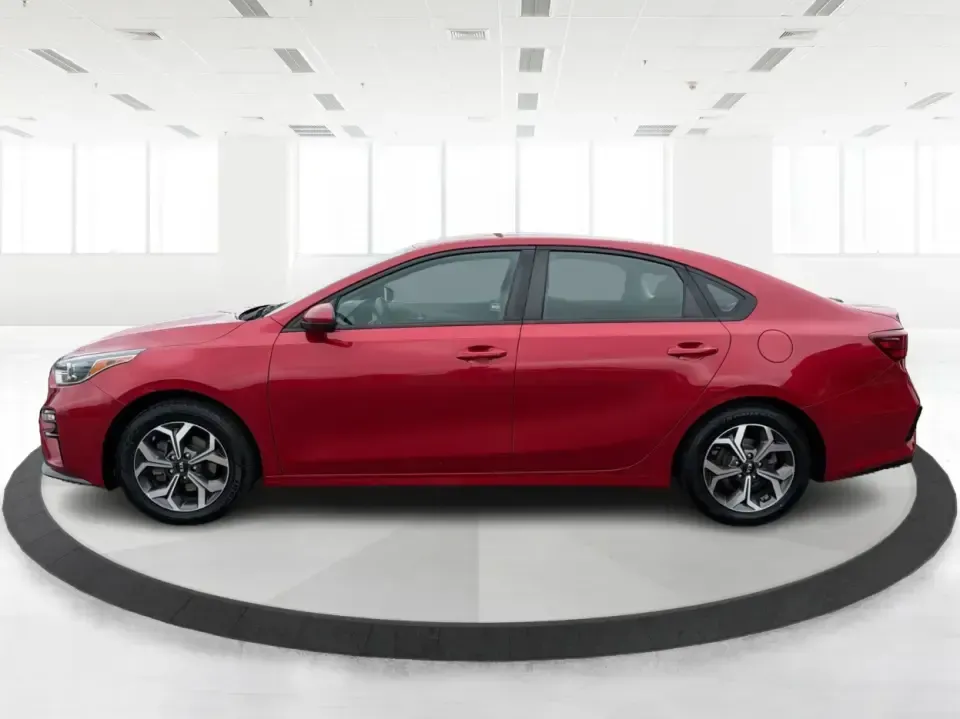 2019 Kia Forte LX 6A (3KPF24AD0KE) with an 2.0L L4 DOHC 16V engine, 6A transmission, located at 1099 N County Rd 25A , Troy, OH, 45373, (937) 908-9800, 40.057079, -84.212883 - Need a dependable commuter that still feels sharp for date nights in downtown Troy or quick weekend getaways out toward Miami County backroads? This **2019 Kia Forte LXS** in eye-catching **Currant Red** is a smart, budget-friendly sedan built for daily life-easy to park, comfortable for longer driv - Photo#5