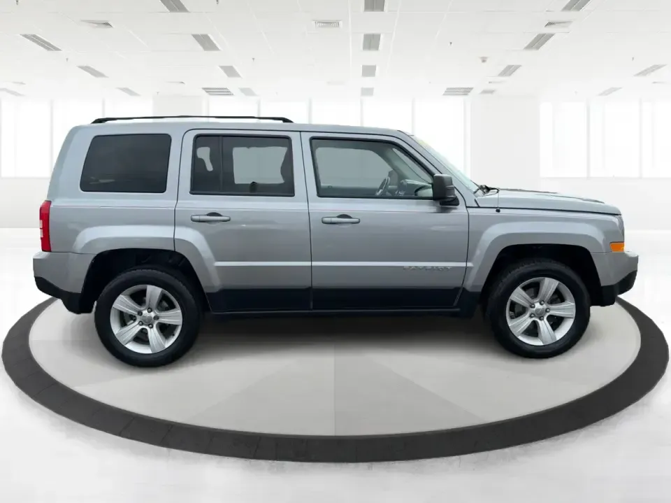 2017 Jeep Patriot Latitude 4x4 (1C4NJRFB2HD) with an 2.4L I-4 DOHC engine, located at 880 E. National Road, Vandalia, OH, 45377, (937) 908-9800, 39.891918, -84.183594 - Weekend trailheads, snowy school drop-offs, and I-75 commutes all feel easier in an SUV that's ready for real life-and this **2017 Jeep Patriot Latitude 4x4** is built for exactly that. With classic Jeep capability, a practical cabin, and everyday-friendly size, it's a smart pick for **growing famil - Photo#1