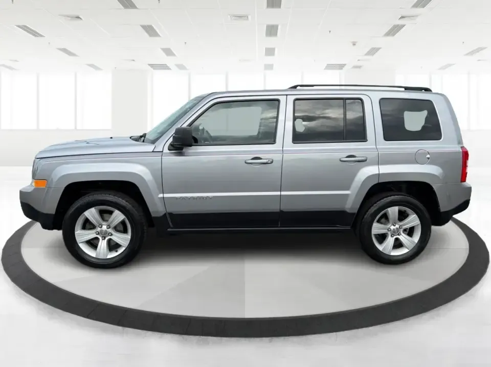 2017 Jeep Patriot Latitude 4x4 (1C4NJRFB2HD) with an 2.4L I-4 DOHC engine, located at 880 E. National Road, Vandalia, OH, 45377, (937) 908-9800, 39.891918, -84.183594 - Weekend trailheads, snowy school drop-offs, and I-75 commutes all feel easier in an SUV that's ready for real life-and this **2017 Jeep Patriot Latitude 4x4** is built for exactly that. With classic Jeep capability, a practical cabin, and everyday-friendly size, it's a smart pick for **growing famil - Photo#5