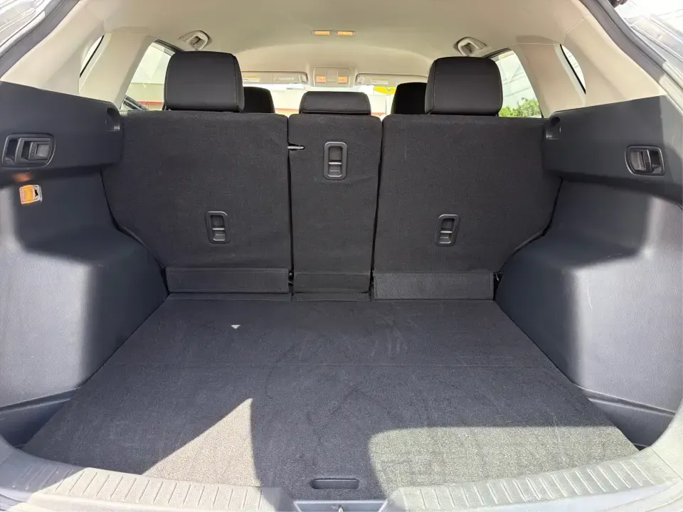 2014 Mazda CX-5 Touring (JM3KE2CYXE0) with an SKYACTIV-G 2.5L I-4 gasoline direct injection engine, 6-Speed Automatic transmission, located at 401 Woodman Dr, Riverside, OH, 45431, (937) 908-9800, 39.760899, -84.123421 - Picture your next weekend: loading up the cargo area for a run to the Riverside MetroPark, heading out for a day trip toward Yellow Springs, or cruising I-675 on a smooth, quiet commute. This 2014 Mazda CX-5 Touring is the kind of compact SUV that fits real life-roomy enough for growing families, ef - Photo#12