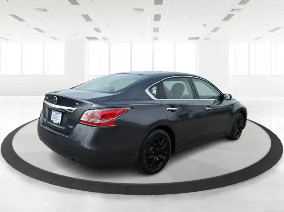 2013 Nissan Altima 2.5 S (1N4AL3AP8DC) with an 2.5L L4 DOHC 16V engine, located at 401 Woodman Dr, Riverside, OH, 45431, (937) 908-9800, 39.760899, -84.123421 - Need a smart, comfortable commuter that can also handle weekend plans without draining your budget? This **2013 Nissan Altima 2.5 S** in **Metallic Slate** is a practical sedan for Riverside-area drivers who want a smooth daily drive to work, easy errands around town, and solid highway mileage for r - Photo#2