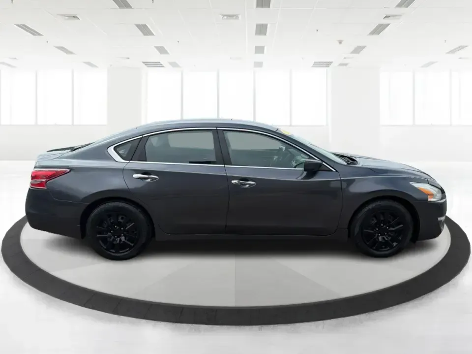 2013 Nissan Altima 2.5 S (1N4AL3AP8DC) with an 2.5L L4 DOHC 16V engine, located at 1951 S Dayton Lakeview Rd., New Carlisle, OH, 45344, (937) 908-9800, 39.890999, -84.050255 - Need a dependable commuter that makes the daily drive from New Carlisle to Dayton, Springfield, or Wright-Patterson AFB feel easier-and still has the comfort for weekend getaways to Buck Creek, John Bryan State Park, or a quick dinner run down Route 235? This 2013 Nissan Altima 2.5 S is a smart, bud- Photo#1