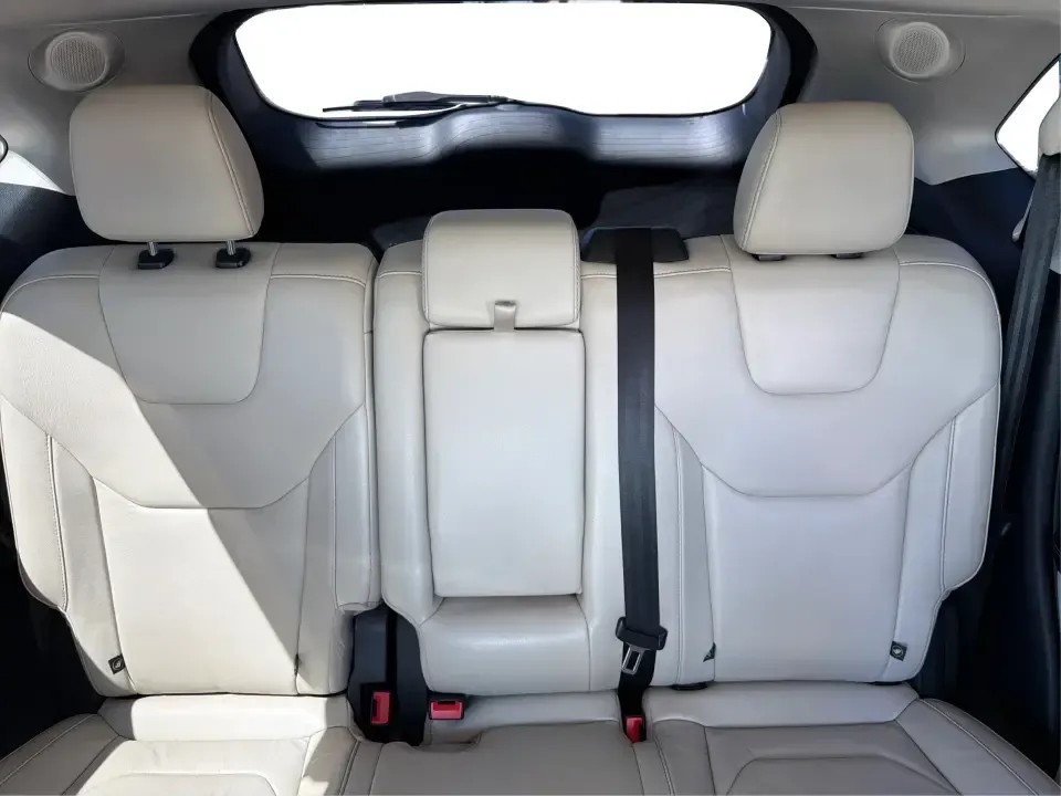 2016 Ford Edge Titanium (2FMPK3K93GB) with an 2.0L L4 DOHC 16V engine, 6A transmission, located at 880 E. National Road, Vandalia, OH, 45377, (937) 908-9800, 39.891918, -84.183594 - Picture your next road trip weekend: a comfortable SUV that can handle the daily school run, the long commute up I75, and a quick escape to the National Museum of the U.S. Air Force-without feeling like you're roughing it. This 2016 Ford Edge Titanium is built for real life in Vandalia, OH: roomy, c - Photo#14