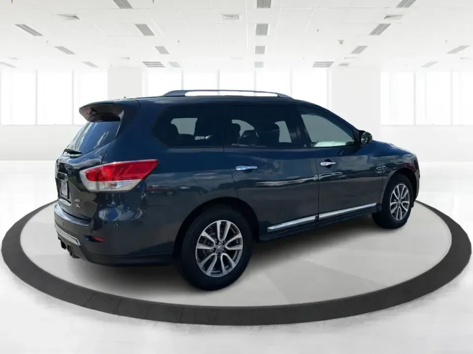 2015 Nissan Pathfinder SL (5N1AR2MM2FC) with an 3.5L V-6 DOHC engine, Continuously Variable Transmission transmission, located at 880 E. National Road, Vandalia, OH, 45377, (937) 908-9800, 39.891918, -84.183594 - Pack up the kids, load the cooler, and point the GPS toward your next weekend escape-this 2015 Nissan Pathfinder SL is the kind of 3-row SUV that fits real life in Vandalia, from school drop-offs and Costco runs to road trips up I75 and afternoons at the National Museum of the U.S. Air Force. With c - Photo#2