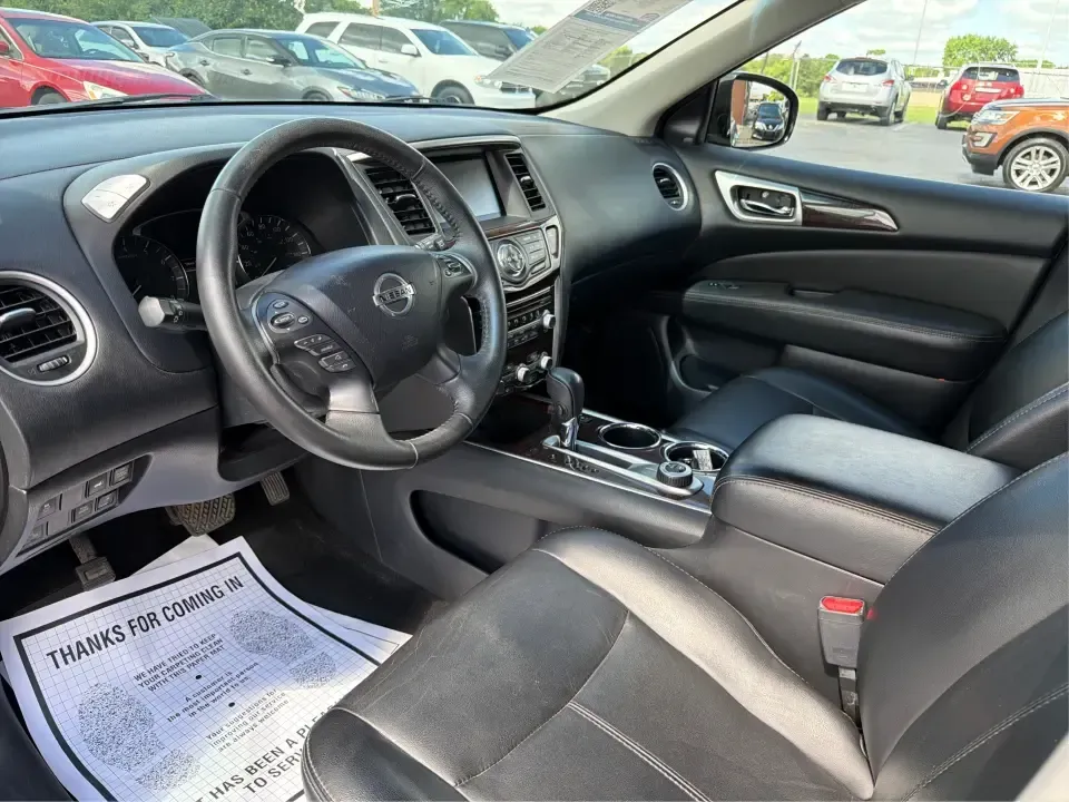 2015 Nissan Pathfinder SL (5N1AR2MM2FC) with an 3.5L V-6 DOHC engine, Continuously Variable Transmission transmission, located at 880 E. National Road, Vandalia, OH, 45377, (937) 908-9800, 39.891918, -84.183594 - Pack up the kids, load the cooler, and point the GPS toward your next weekend escape-this 2015 Nissan Pathfinder SL is the kind of 3-row SUV that fits real life in Vandalia, from school drop-offs and Costco runs to road trips up I75 and afternoons at the National Museum of the U.S. Air Force. With c - Photo#9