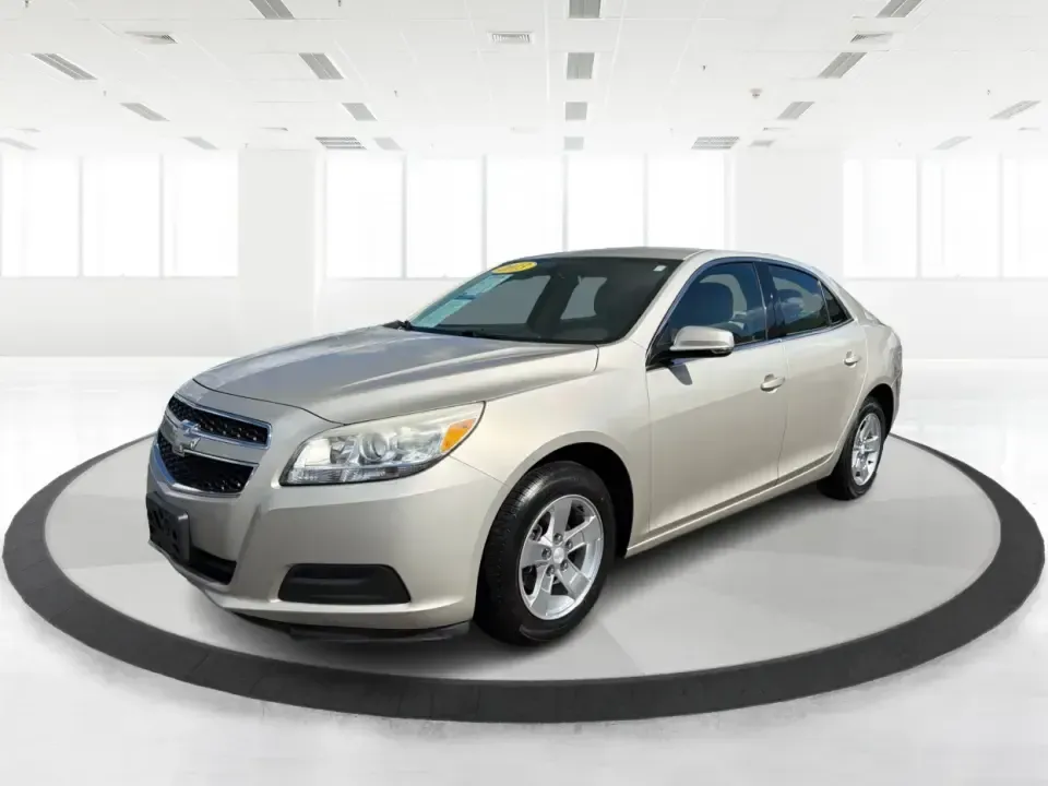 2013 Chevrolet Malibu 1LT (1G11C5SA8DF) with an 2.5L L4 DOHC 16V engine, 6-Speed Automatic transmission, located at 4508 South Dixie Dr, Moraine, OH, 45439, (937) 908-9800, 39.689976, -84.218452 - Need a dependable commuter that still feels comfortable for date night in the Oregon District or a quick weekend escape out toward Caesar Creek? This 2013 Chevrolet Malibu 1LT sedan is built for real-life driving in Moraine and the greater Dayton area-easy to park, smooth on I75, and efficient enoug - Photo#8