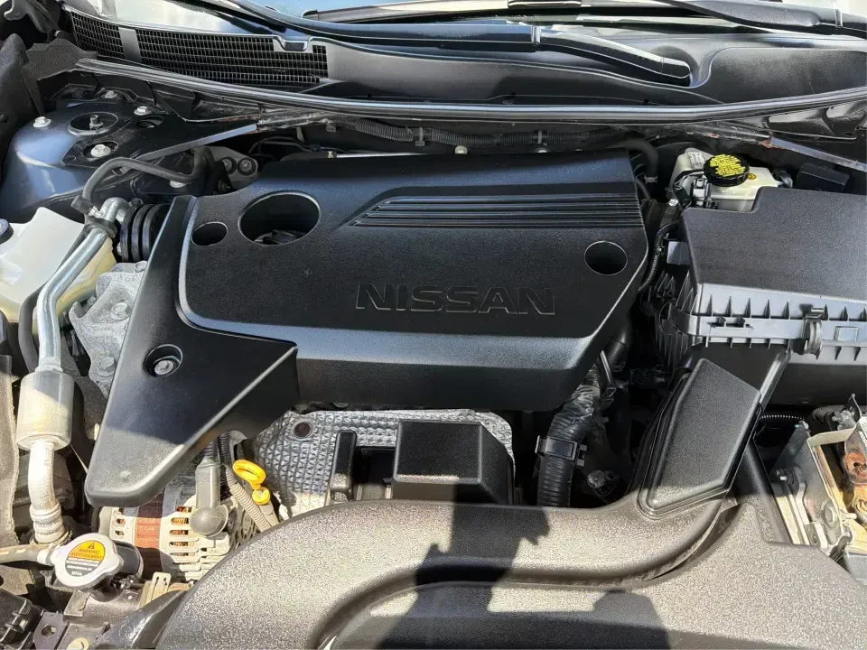 2017 Nissan Altima 2.5 S (1N4AL3AP8HC) with an 2.5L L4 DOHC 16V engine, CVT transmission, located at 4508 South Dixie Dr, Moraine, OH, 45439, (937) 908-9800, 39.689976, -84.218452 - Need a reliable daily driver for I-75 commutes, Wright-Patterson AFB runs, or quick family errands around Dayton? This 2017 Nissan Altima 2.5 SV in Super Black is a smart, comfortable sedan that fits real life in Moraine-easy to park, efficient to live with, and roomy enough for carpools, groceries, - Photo#11
