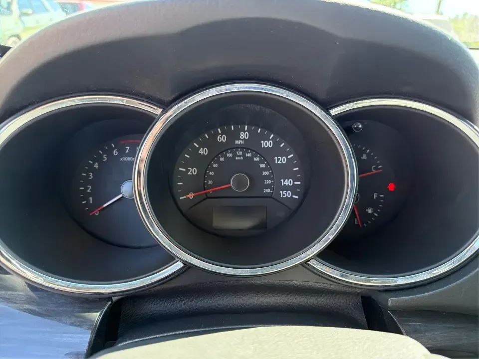 2013 Kia Sorento LX (5XYKT3A17DG) with an 2.4L I-4 DOHC engine, 6-Speed Automatic transmission, located at 401 Woodman Dr, Riverside, OH, 45431, (937) 908-9800, 39.760899, -84.123421 - Pack up the kids, load the groceries, or point the GPS toward a weekend getaway-this 2013 Kia Sorento LX is the kind of practical SUV that fits real life in Riverside, Ohio. With confident road manners for daily commuting and flexible space for road trips, it's a smart choice for growing families, b - Photo#15