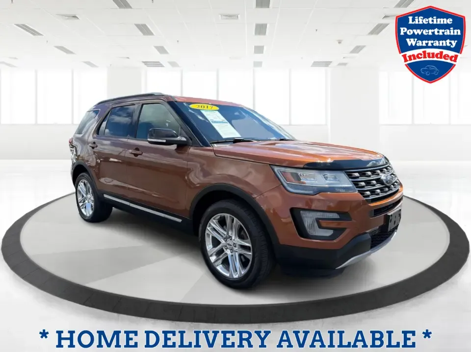 photo of 2017 Ford Explorer XLT 4WD