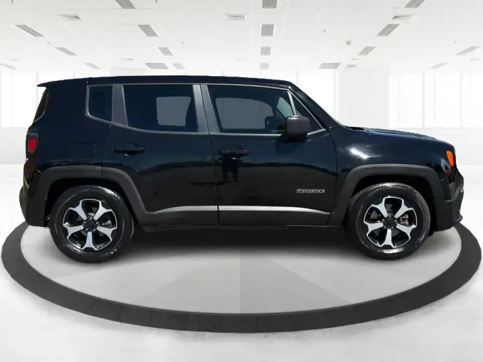 2016 Jeep Renegade Sport FWD (ZACCJAAT2GP) with an 2.4L L4 DOHC 16V engine, 6M transmission, located at 1099 N County Rd 25A , Troy, OH, 45373, (937) 908-9800, 40.057079, -84.212883 - Weekend plans, weekday commutes, and everything in between feel a lot easier when you've got a crossover that's compact to park, comfortable for five, and efficient on the highway. This 2016 Jeep Renegade Sport FWD in Black is a smart fit for Troy-area drivers who want Jeep style and everyday practi- Photo#1