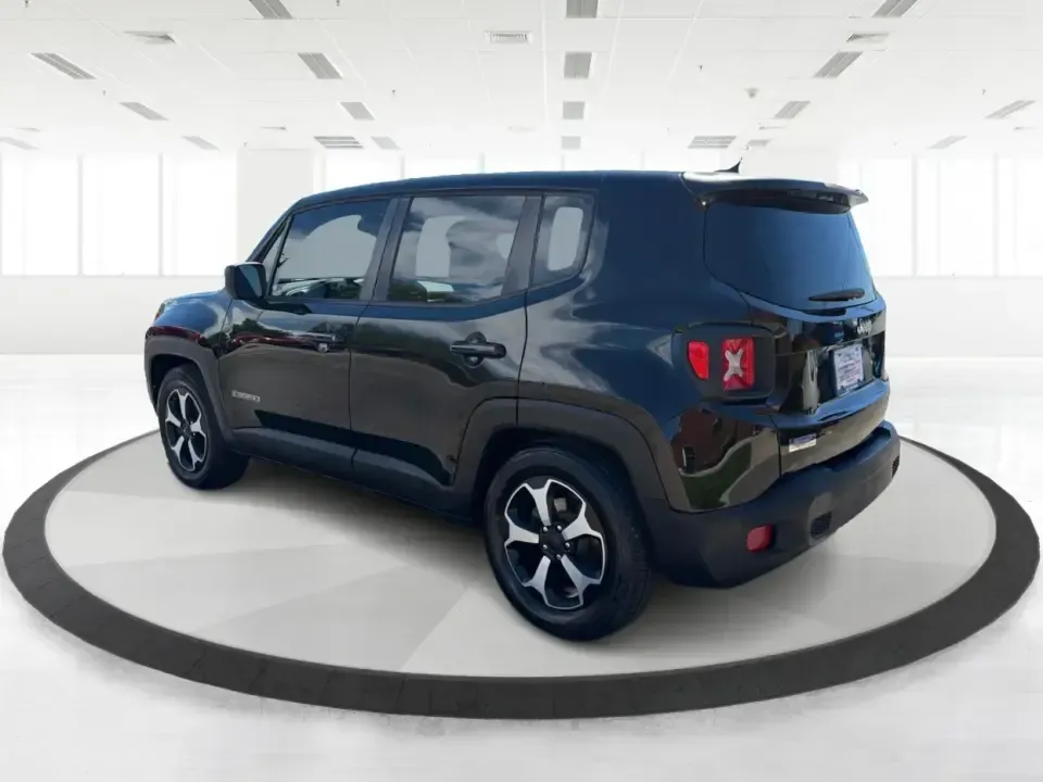 2016 Jeep Renegade Sport FWD (ZACCJAAT2GP) with an 2.4L L4 DOHC 16V engine, 6M transmission, located at 1099 N County Rd 25A , Troy, OH, 45373, (937) 908-9800, 40.057079, -84.212883 - Weekend plans, weekday commutes, and everything in between feel a lot easier when you've got a crossover that's compact to park, comfortable for five, and efficient on the highway. This 2016 Jeep Renegade Sport FWD in Black is a smart fit for Troy-area drivers who want Jeep style and everyday practi- Photo#4