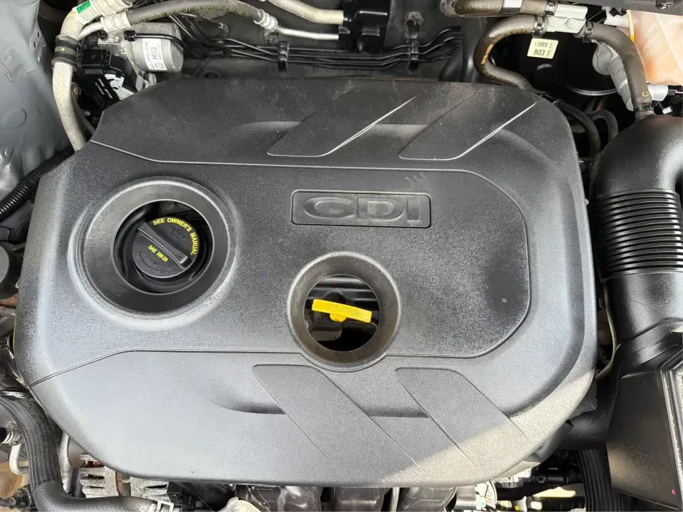 2019 Hyundai Tucson SE AWD (KM8J2CA47KU) with an 2.0L L4 DOHC 16V engine, 6A transmission, located at 1099 N County Rd 25A , Troy, OH, 45373, (937) 908-9800, 40.057079, -84.212883 - Need a dependable SUV that can handle school drop-offs, long commutes up I-75, and spontaneous weekend getaways to Charleston Falls Preserve or a quick lap around the Miami County Fairgrounds? This 2019 Hyundai Tucson SE in Coliseum Gray is a smart, practical choice for drivers who want confident al - Photo#11