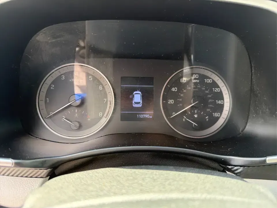 2019 Hyundai Tucson SE AWD (KM8J2CA47KU) with an 2.0L L4 DOHC 16V engine, 6A transmission, located at 1099 N County Rd 25A , Troy, OH, 45373, (937) 908-9800, 40.057079, -84.212883 - Need a dependable SUV that can handle school drop-offs, long commutes up I-75, and spontaneous weekend getaways to Charleston Falls Preserve or a quick lap around the Miami County Fairgrounds? This 2019 Hyundai Tucson SE in Coliseum Gray is a smart, practical choice for drivers who want confident al - Photo#15