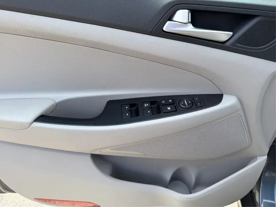 2019 Hyundai Tucson SE AWD (KM8J2CA47KU) with an 2.0L L4 DOHC 16V engine, 6A transmission, located at 1099 N County Rd 25A , Troy, OH, 45373, (937) 908-9800, 40.057079, -84.212883 - Need a dependable SUV that can handle school drop-offs, long commutes up I-75, and spontaneous weekend getaways to Charleston Falls Preserve or a quick lap around the Miami County Fairgrounds? This 2019 Hyundai Tucson SE in Coliseum Gray is a smart, practical choice for drivers who want confident al - Photo#18