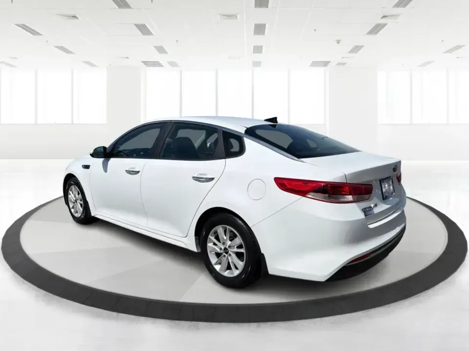2017 Kia Optima LX (5XXGT4L35HG) with an 2.4L L4 DOHC 16V engine, 6A transmission, located at 8750 N County Rd 25A, Piqua, OH, 45356, (937) 908-9800, 40.164391, -84.232513 - Set up for real life in West Central Ohio-whether you're commuting daily on I-75, running kids to activities around Piqua and Troy, or planning a comfortable weekend drive to the Miami County Fairgrounds-this 2017 Kia Optima LX is the kind of sedan that makes everyday miles feel easier and more enjo - Photo#4