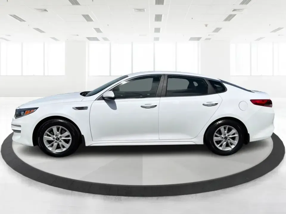 2017 Kia Optima LX (5XXGT4L35HG) with an 2.4L L4 DOHC 16V engine, 6A transmission, located at 8750 N County Rd 25A, Piqua, OH, 45356, (937) 908-9800, 40.164391, -84.232513 - Set up for real life in West Central Ohio-whether you're commuting daily on I-75, running kids to activities around Piqua and Troy, or planning a comfortable weekend drive to the Miami County Fairgrounds-this 2017 Kia Optima LX is the kind of sedan that makes everyday miles feel easier and more enjo - Photo#5
