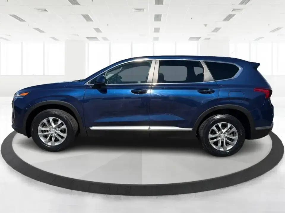 2019 Hyundai Santa Fe SE 2.4 AWD (5NMS2CAD6KH) with an 2.4L L4 DOHC 16V engine, 8A transmission, located at 1951 S Dayton Lakeview Rd., New Carlisle, OH, 45344, (937) 908-9800, 39.890999, -84.050255 - Pack up the kids, load the cooler, and point the GPS toward a weekend at George Rogers Clark Park or a quick getaway to Buck Creek State Park-this 2019 Hyundai Santa Fe SE is the kind of SUV that fits real life in New Carlisle. Whether you're juggling school drop-offs, commuting down I70 toward Dayt - Photo#5