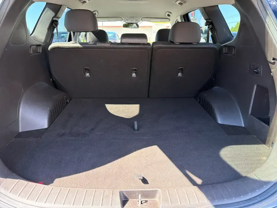 2019 Hyundai Santa Fe SE 2.4 AWD (5NMS2CAD6KH) with an 2.4L L4 DOHC 16V engine, 8A transmission, located at 1951 S Dayton Lakeview Rd., New Carlisle, OH, 45344, (937) 908-9800, 39.890999, -84.050255 - Pack up the kids, load the cooler, and point the GPS toward a weekend at George Rogers Clark Park or a quick getaway to Buck Creek State Park-this 2019 Hyundai Santa Fe SE is the kind of SUV that fits real life in New Carlisle. Whether you're juggling school drop-offs, commuting down I70 toward Dayt - Photo#12
