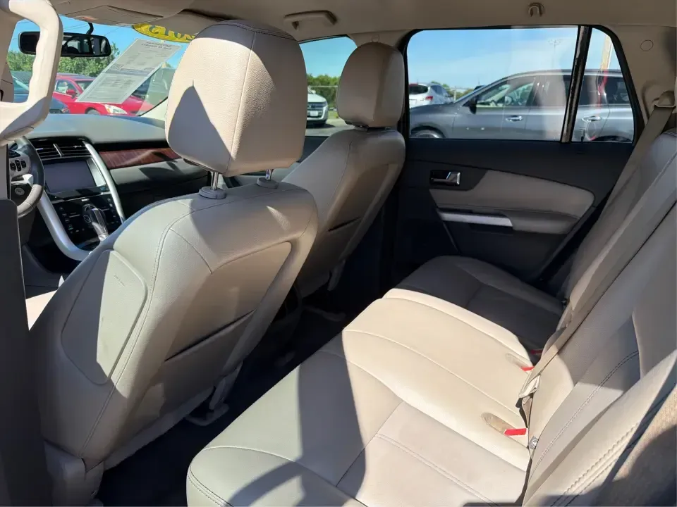 2013 Ford Edge Limited AWD (2FMDK4KC2DB) with an 3.5L V6 DOHC 24V engine, 6-Speed Automatic transmission, located at 880 E. National Road, Vandalia, OH, 45377, (937) 908-9800, 39.891918, -84.183594 - Need one SUV that can handle the school run in the morning, a comfortable I75 commute at lunch, and a weekend getaway to Taylorsville MetroPark by Saturday? This 2013 Ford Edge Limited AWD is built for real life in Vandalia, Ohio-roomy for five, confident in changing Midwest weather, and refined eno - Photo#10