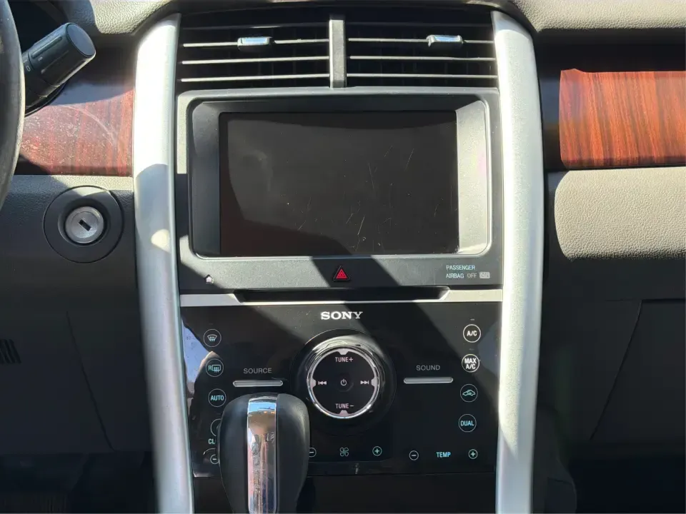 2013 Ford Edge Limited AWD (2FMDK4KC2DB) with an 3.5L V6 DOHC 24V engine, 6-Speed Automatic transmission, located at 880 E. National Road, Vandalia, OH, 45377, (937) 908-9800, 39.891918, -84.183594 - Need one SUV that can handle the school run in the morning, a comfortable I75 commute at lunch, and a weekend getaway to Taylorsville MetroPark by Saturday? This 2013 Ford Edge Limited AWD is built for real life in Vandalia, Ohio-roomy for five, confident in changing Midwest weather, and refined eno - Photo#13