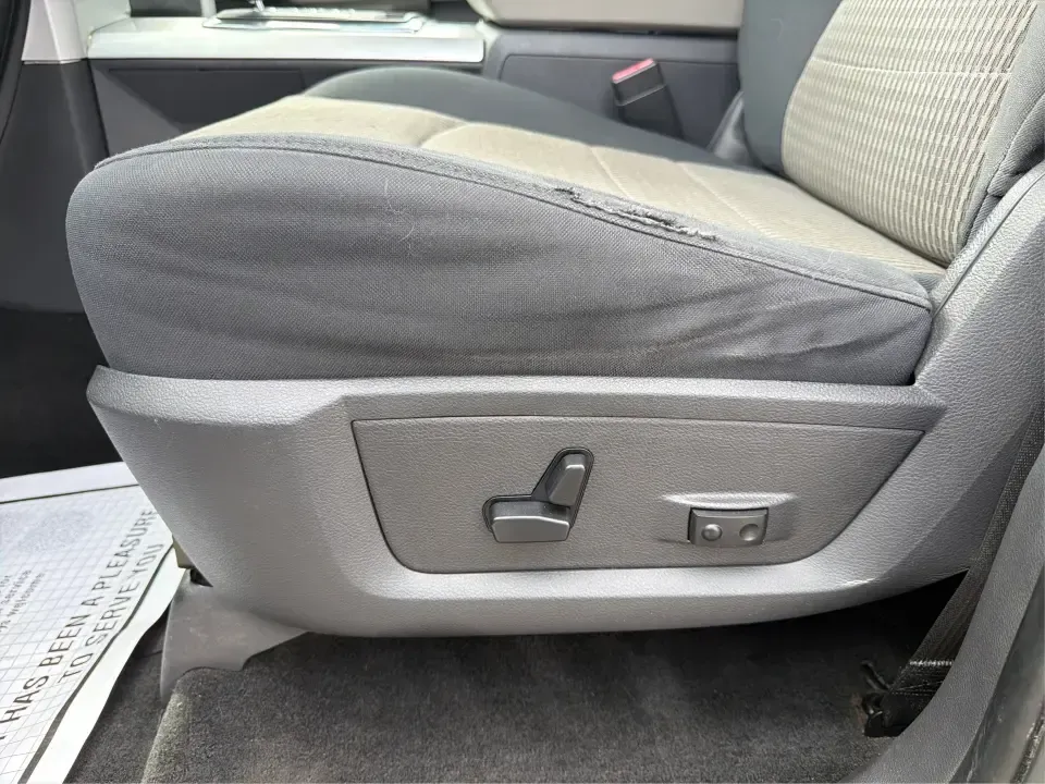 2010 Dodge Ram 1500 Laramie Crew Cab 4WD (1D7RV1CT3AS) with an 5.7L V8 OHV 16V engine, 5-Speed Automatic transmission, located at 8750 N County Rd 25A, Piqua, OH, 45356, (937) 908-9800, 40.164391, -84.232513 - Whether you're hauling weekend project supplies, towing a camper for a road trip, or just want a confident daily driver for Ohio winters, this 2010 Dodge Ram 1500 Laramie Crew Cab 4WD fits a work-hard/play-hard lifestyle. With room for up to six passengers and the kind of V8 strength truck owners ap - Photo#18