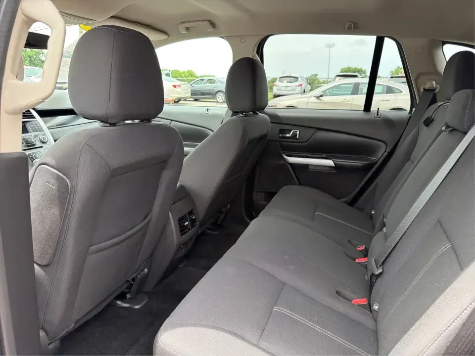 2014 Ford Edge SE FWD (2FMDK3GC0EB) with an 3.5L V6 DOHC 24V engine, 6-Speed Automatic transmission, located at 880 E. National Road, Vandalia, OH, 45377, (937) 908-9800, 39.891918, -84.183594 - Need an SUV that fits real life in the Miami Valley-school drop-offs, a steady commute, and weekend errands-without feeling bulky or hard to park? This 2014 Ford Edge SE FWD is a smart, comfortable choice for everyday drivers who want roomy seating for five, useful tech, and confident road manners f - Photo#10
