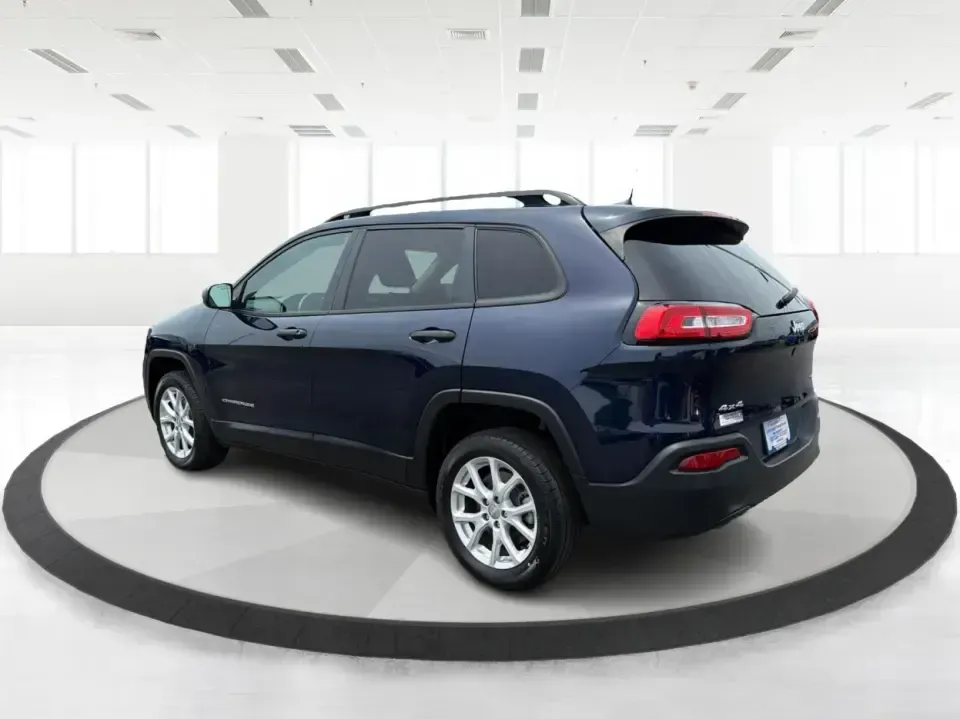 2016 Jeep Cherokee Sport 4WD (1C4PJMAB0GW) with an 2.4L L4 DOHC 16V engine, 9A transmission, located at 880 E. National Road, Vandalia, OH, 45377, (937) 908-9800, 39.891918, -84.183594 - Weekend getaways, winter commutes, and everyday kid-and-gear duty all feel easier in a capable SUV-and this **2016 Jeep Cherokee Sport 4WD** is built for drivers around **Vandalia, Ohio** who want confident traction, practical space, and comfort without stepping into a huge vehicle. Whether you're h - Photo#4