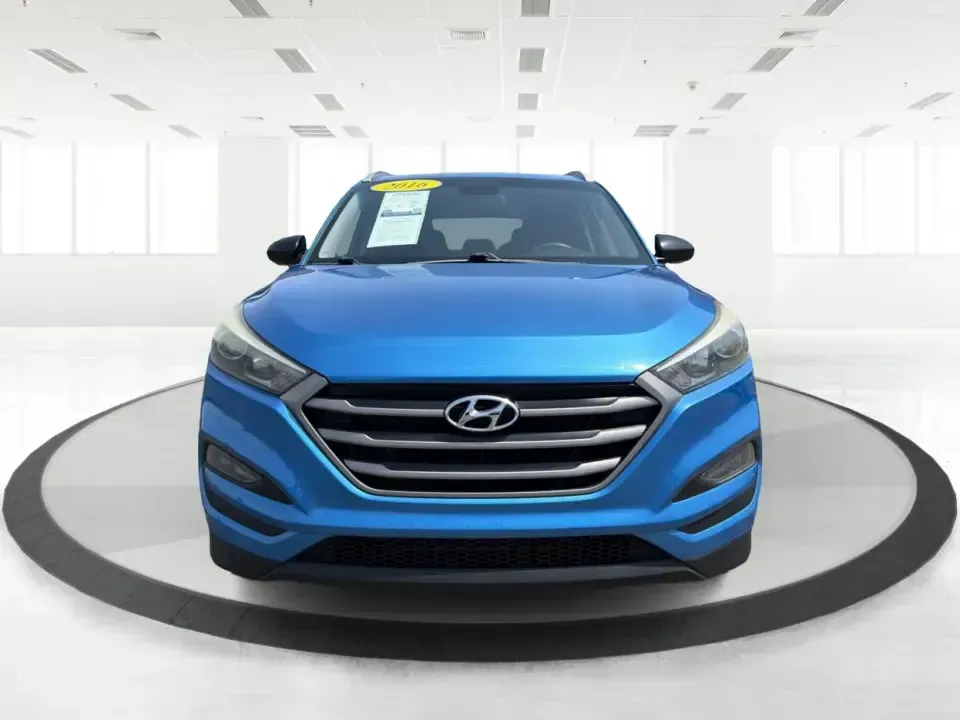 2016 Hyundai Tucson SE w/Preferred Package AWD (KM8J3CA41GU) with an 2.0L L4 DOHC 16V engine, 6A transmission, located at 401 Woodman Dr, Riverside, OH, 45431, (937) 908-9800, 39.760899, -84.123421 - Need an SUV that can handle Dayton-area commutes, rainy school drop-offs, and spontaneous weekend getaways without feeling oversized? This 2016 Hyundai Tucson SE w/Preferred Package AWD in eye-catching Caribbean Blue is built for real life-comfortable for daily drives, confident when the weather tur - Photo#7