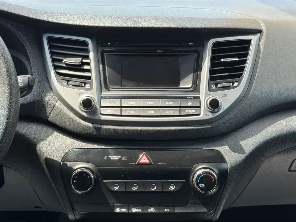 2016 Hyundai Tucson SE w/Preferred Package AWD (KM8J3CA41GU) with an 2.0L L4 DOHC 16V engine, 6A transmission, located at 401 Woodman Dr, Riverside, OH, 45431, (937) 908-9800, 39.760899, -84.123421 - Need an SUV that can handle Dayton-area commutes, rainy school drop-offs, and spontaneous weekend getaways without feeling oversized? This 2016 Hyundai Tucson SE w/Preferred Package AWD in eye-catching Caribbean Blue is built for real life-comfortable for daily drives, confident when the weather tur - Photo#13