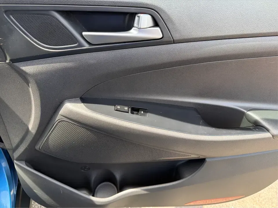 2016 Hyundai Tucson SE w/Preferred Package AWD (KM8J3CA41GU) with an 2.0L L4 DOHC 16V engine, 6A transmission, located at 401 Woodman Dr, Riverside, OH, 45431, (937) 908-9800, 39.760899, -84.123421 - Need an SUV that can handle Dayton-area commutes, rainy school drop-offs, and spontaneous weekend getaways without feeling oversized? This 2016 Hyundai Tucson SE w/Preferred Package AWD in eye-catching Caribbean Blue is built for real life-comfortable for daily drives, confident when the weather tur - Photo#19
