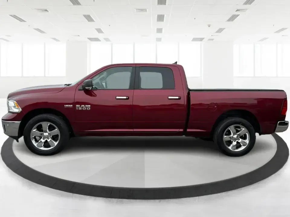 2017 Ram 1500 SLT Crew Cab LWB 4WD (1C6RR7TT6HS) with an 5.7L V8 OHV 16V engine, 8A transmission, located at 8750 N County Rd 25A, Piqua, OH, 45356, (937) 908-9800, 40.164391, -84.232513 - Weekday workhorse, weekend adventure rig, and road-trip-ready family hauler all in one-this **2017 Ram 1500 SLT Crew Cab LWB 4WD** is built for life in West Central Ohio. Whether you're commuting from Piqua to Troy, hauling gear out toward Indian Lake, or towing a trailer for a Saturday project, thi - Photo#5