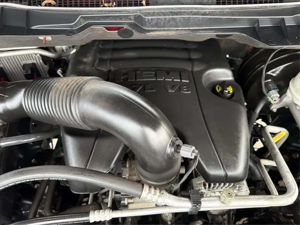 2017 Ram 1500 SLT Crew Cab LWB 4WD (1C6RR7TT6HS) with an 5.7L V8 OHV 16V engine, 8A transmission, located at 8750 N County Rd 25A, Piqua, OH, 45356, (937) 908-9800, 40.164391, -84.232513 - Weekday workhorse, weekend adventure rig, and road-trip-ready family hauler all in one-this **2017 Ram 1500 SLT Crew Cab LWB 4WD** is built for life in West Central Ohio. Whether you're commuting from Piqua to Troy, hauling gear out toward Indian Lake, or towing a trailer for a Saturday project, thi - Photo#11