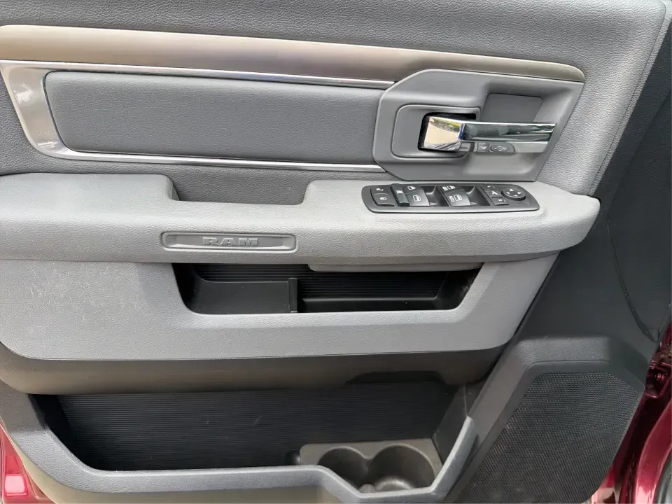 2017 Ram 1500 SLT Crew Cab LWB 4WD (1C6RR7TT6HS) with an 5.7L V8 OHV 16V engine, 8A transmission, located at 8750 N County Rd 25A, Piqua, OH, 45356, (937) 908-9800, 40.164391, -84.232513 - Weekday workhorse, weekend adventure rig, and road-trip-ready family hauler all in one-this **2017 Ram 1500 SLT Crew Cab LWB 4WD** is built for life in West Central Ohio. Whether you're commuting from Piqua to Troy, hauling gear out toward Indian Lake, or towing a trailer for a Saturday project, thi - Photo#18
