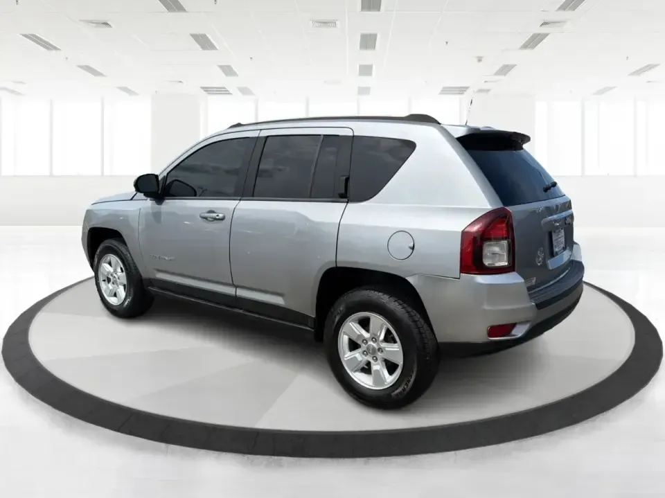 2015 Jeep Compass Sport FWD (1C4NJCBA6FD) with an 2.0L L4 DOHC 16V engine, located at 880 E. National Road, Vandalia, OH, 45377, (937) 908-9800, 39.891918, -84.183594 - Weekday commutes down I75, school drop-offs in Butler Township, and quick weekend getaways to the National Museum of the U.S. Air Force or Taylorsville MetroPark all call for an SUV that's easy to live with, comfortable for five, and efficient enough to keep your budget in check. This **2015 Jeep Co - Photo#4