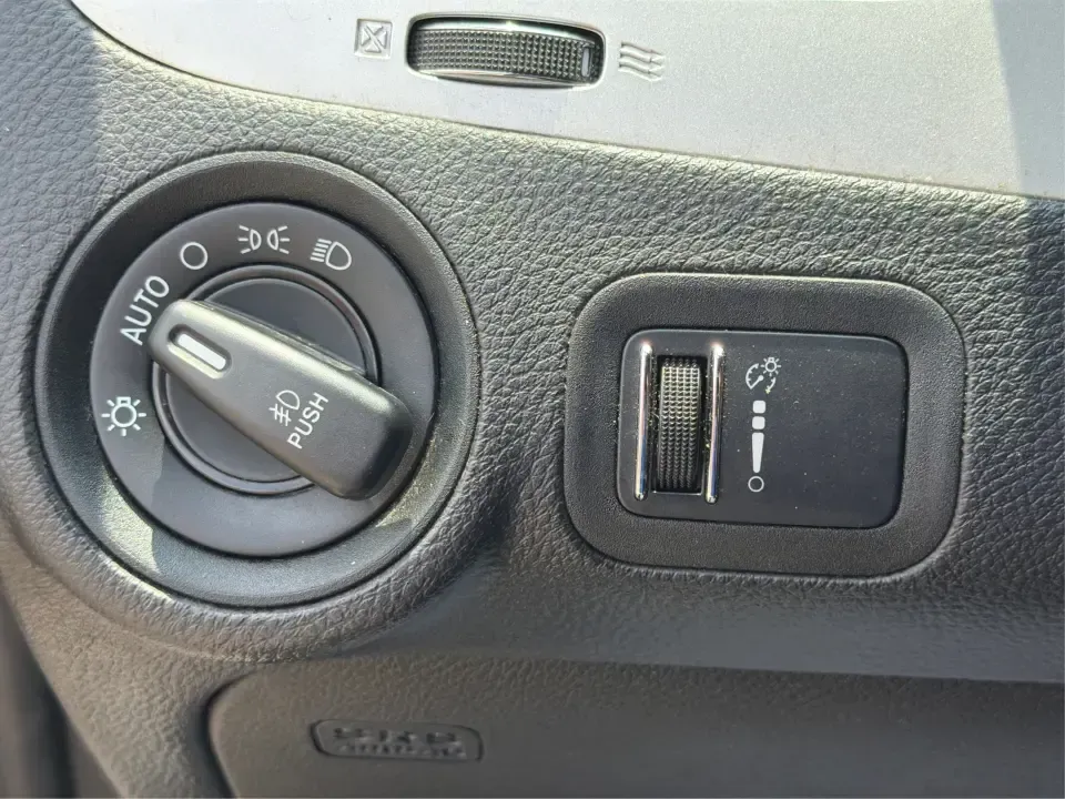 2017 Dodge Journey GT AWD (3C4PDDEG8HT) with an 3.6L V6 DOHC 24V engine, 6A transmission, located at 1951 S Dayton Lakeview Rd., New Carlisle, OH, 45344, (937) 908-9800, 39.890999, -84.050255 - Need one SUV that can handle school drop-offs, I-70 commutes, and spontaneous weekend getaways to Buck Creek State Park-without feeling cramped or underpowered? This 2017 Dodge Journey GT AWD in standout Vice White is built for real life in the Miami Valley, with three rows for up to 7 passengers, c - Photo#16