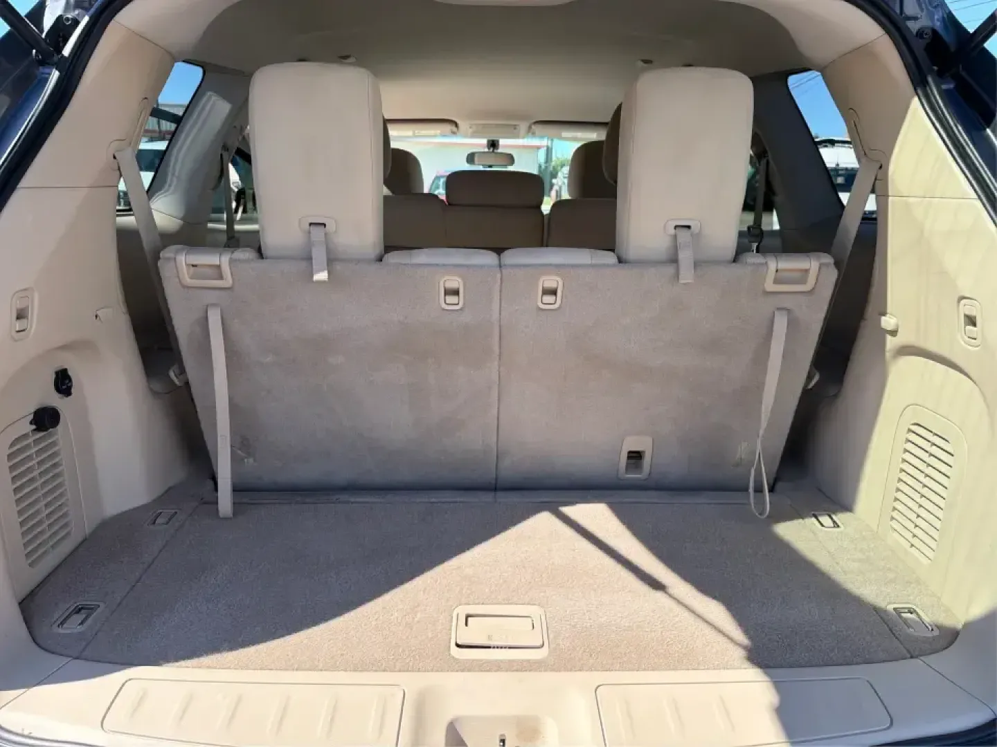 2014 Nissan Pathfinder S 4WD (5N1AR2MM0EC) with an 3.5L V6 DOHC 24V engine, Continuously Variable Transmission transmission, located at 880 E. National Road, Vandalia, OH, 45377, (937) 908-9800, 39.891918, -84.183594 - Ready for family carpools, long commutes up I-75, and weekend getaways to Taylorsville MetroPark, this 2014 Nissan Pathfinder S 4WD is the kind of 3-row SUV that fits real life in Vandalia, OH. With seating for up to 7 passengers, confident four-wheel drive, and everyday comfort features, it's a sma- Photo#12