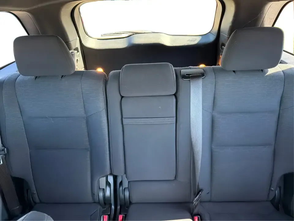 2016 Jeep Grand Cherokee Laredo 2WD (1C4RJEAG4GC) with an 3.6L V6 DOHC 24V engine, 8A transmission, located at 401 Woodman Dr, Riverside, OH, 45431, (937) 908-9800, 39.760899, -84.123421 - Picture your next week: a smooth commute down Route 35, a quick grocery run near Woodman Drive, and a Saturday escape to Carillon Historical Park or a family meet-up at Riverscape MetroPark-without feeling cramped or worn out. This 2016 Jeep Grand Cherokee Laredo 2WD is built for real life in the Mi - Photo#14