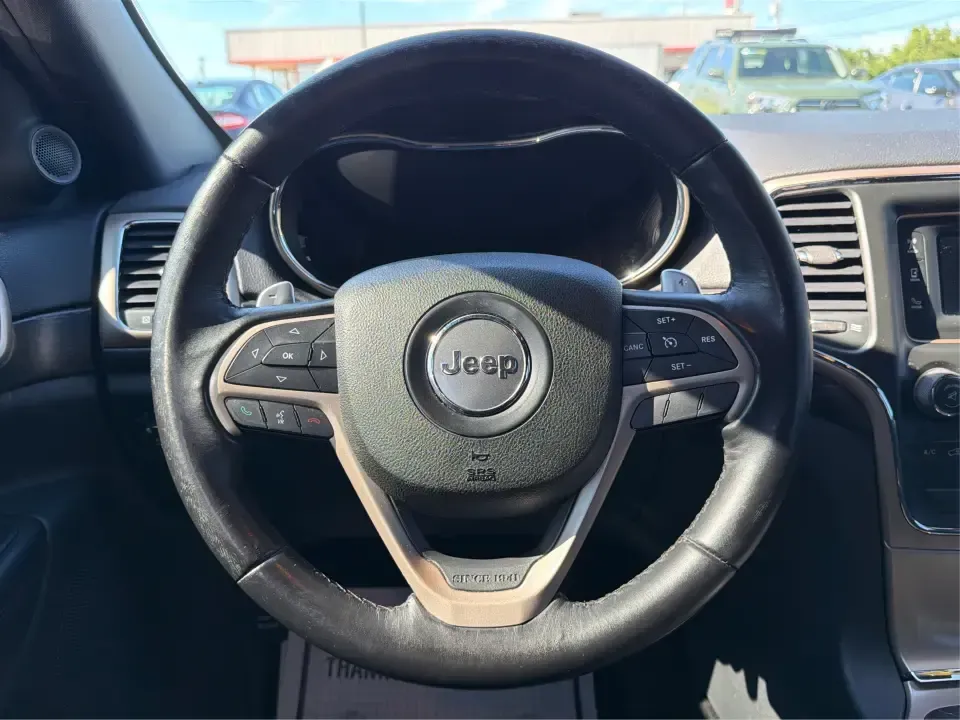 2016 Jeep Grand Cherokee Laredo 2WD (1C4RJEAG4GC) with an 3.6L V6 DOHC 24V engine, 8A transmission, located at 401 Woodman Dr, Riverside, OH, 45431, (937) 908-9800, 39.760899, -84.123421 - Picture your next week: a smooth commute down Route 35, a quick grocery run near Woodman Drive, and a Saturday escape to Carillon Historical Park or a family meet-up at Riverscape MetroPark-without feeling cramped or worn out. This 2016 Jeep Grand Cherokee Laredo 2WD is built for real life in the Mi - Photo#16